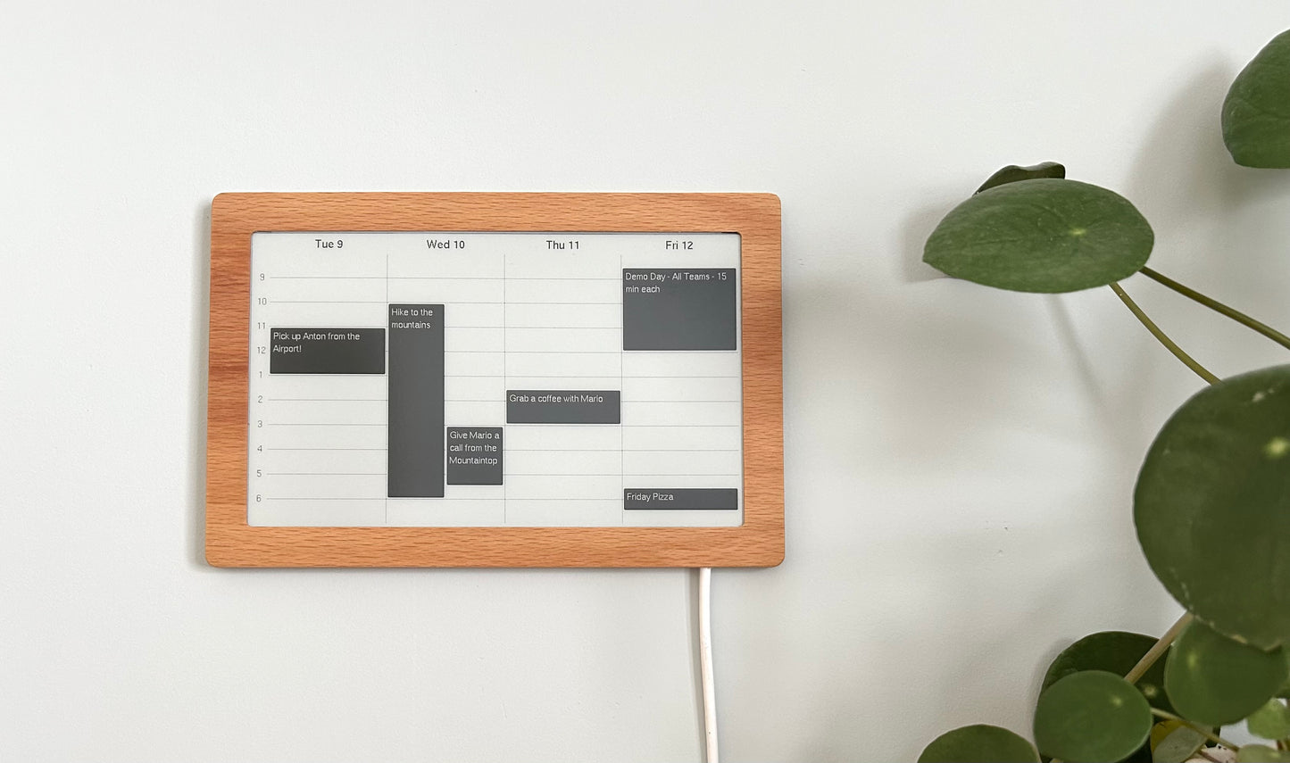 The Invisible Display: E-Paper Calendar and Smart Screen