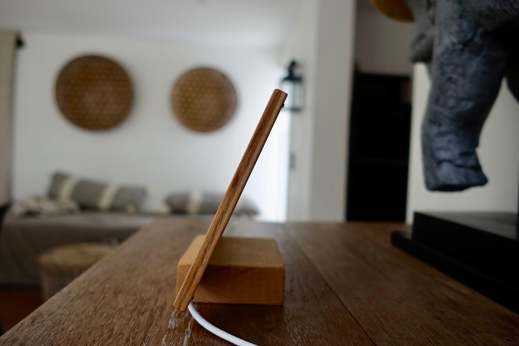 The Invisible Smart Display – Invisible Computers