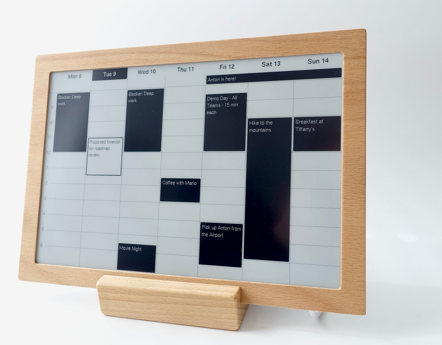 The Invisible Display:  E-Paper Calendar and Smart Screen