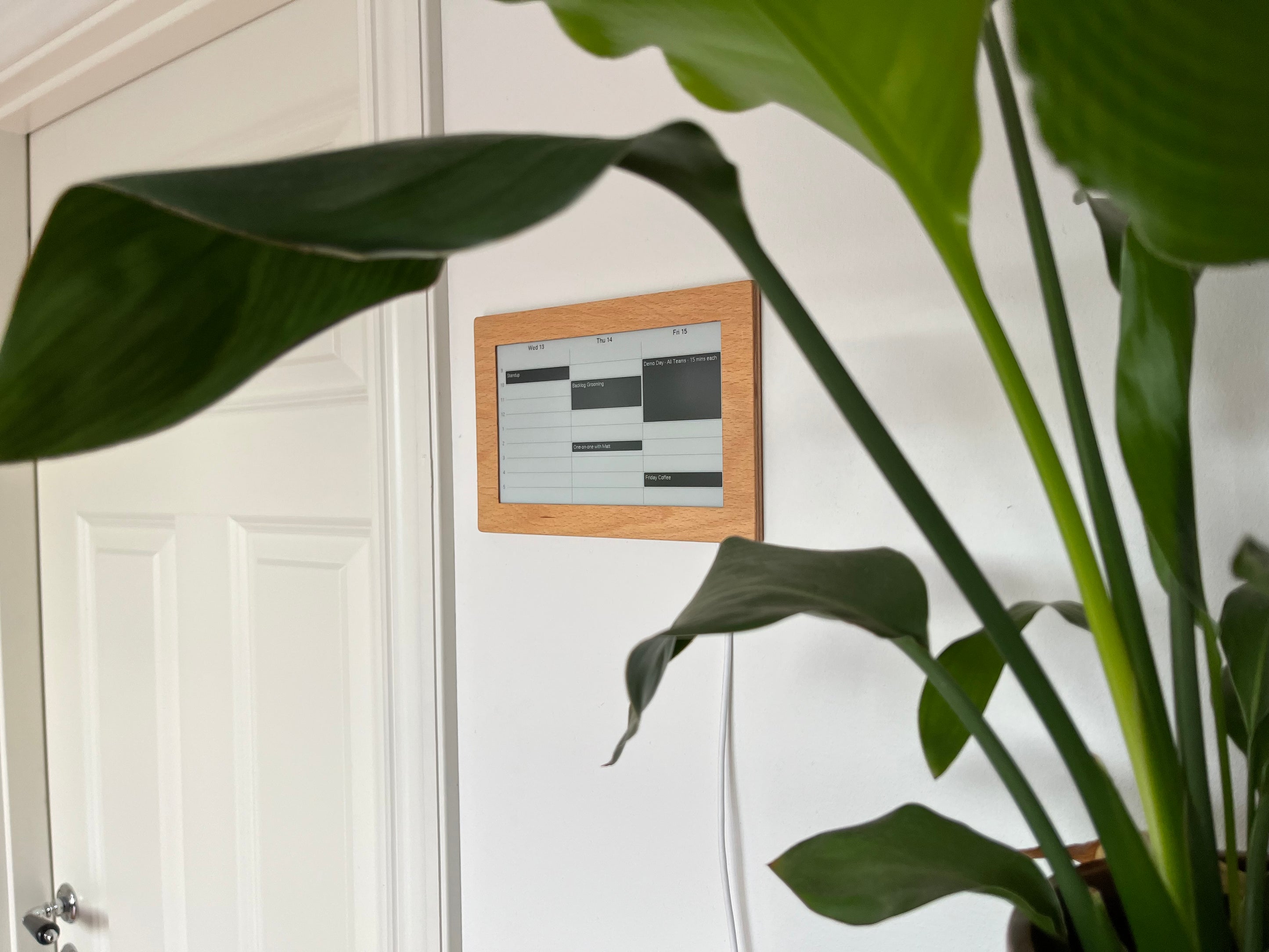 Computer Invisible Screen Display The Invisible Screen - an e-Paper Smart Display – Invisible Computers
