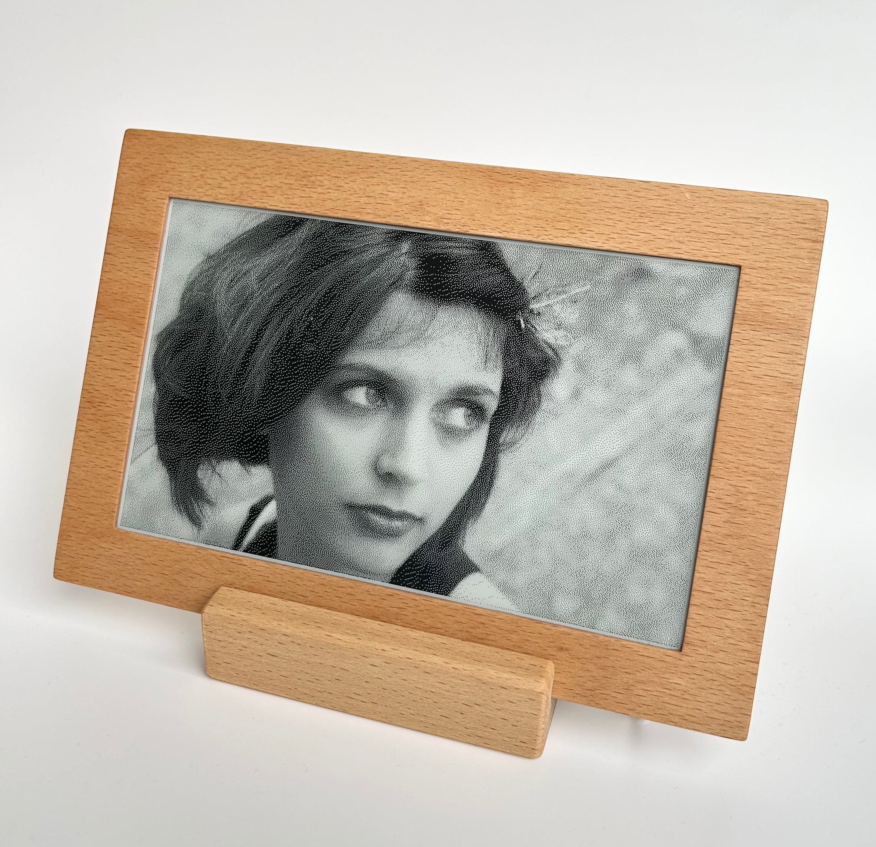 The Invisible Smart Display – Invisible Computers