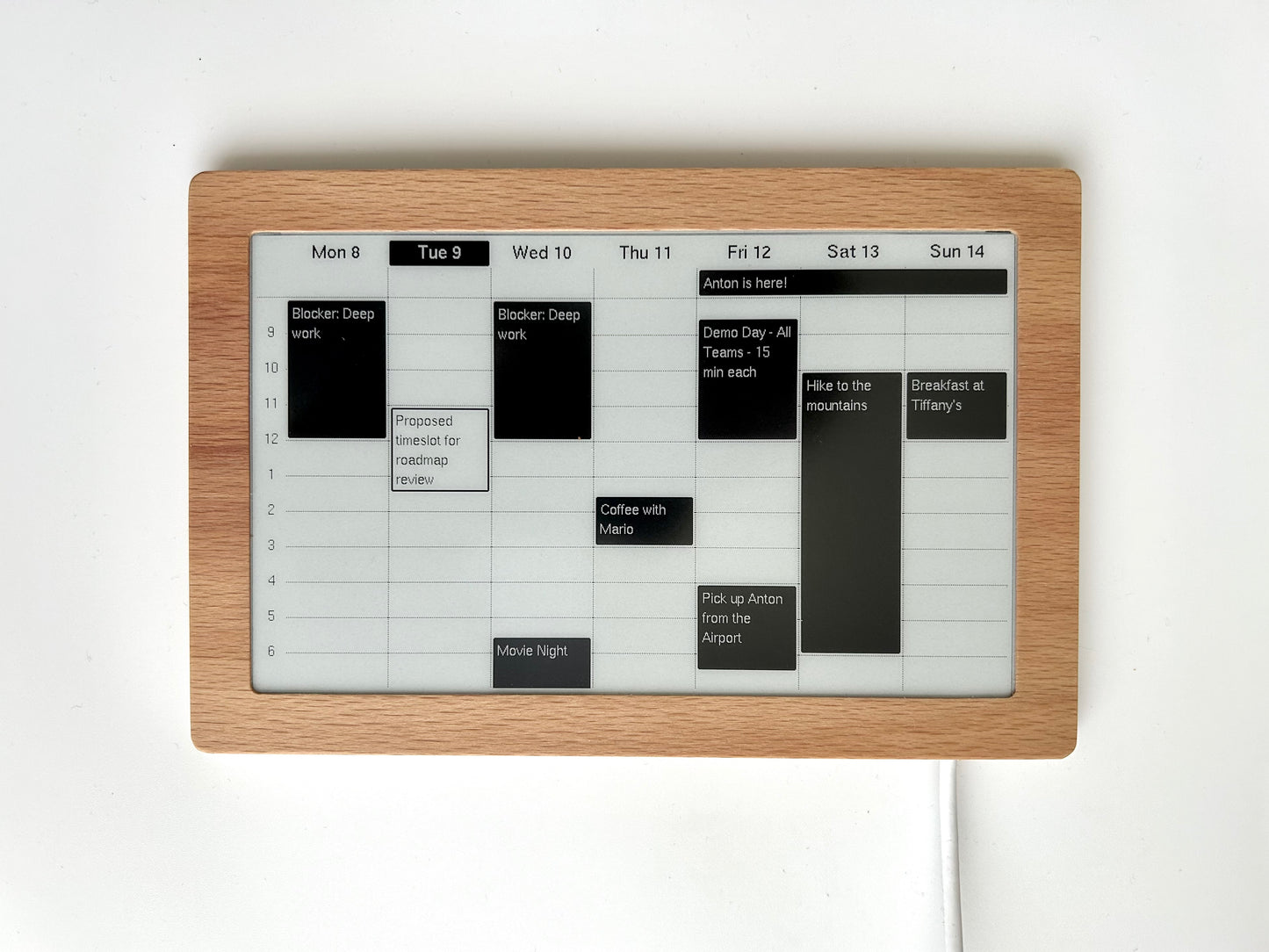 The Invisible Display:  E-Paper Calendar and Smart Screen